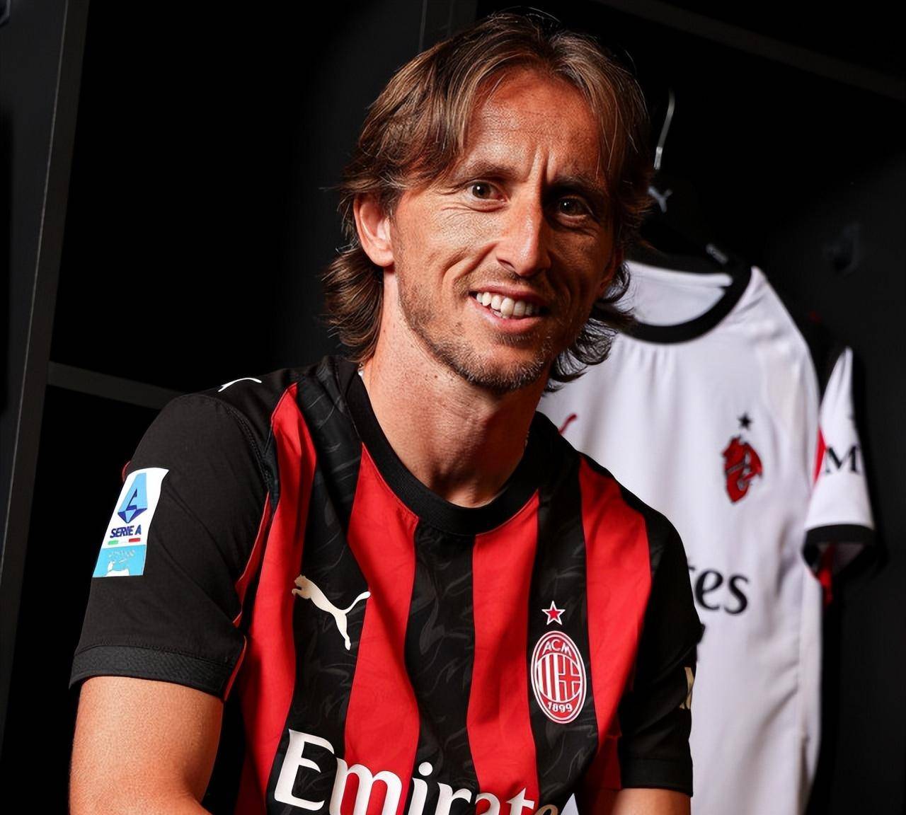 发挥出色！兰德尔18中9贡献28分9板，个人近7场最高分